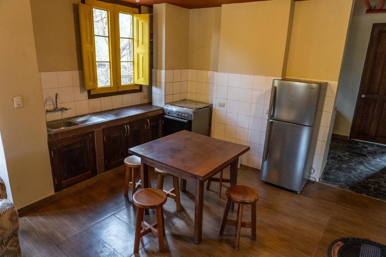 ホテル Casona Museo Catalina Huanca ワンカヨ エクステリア 写真